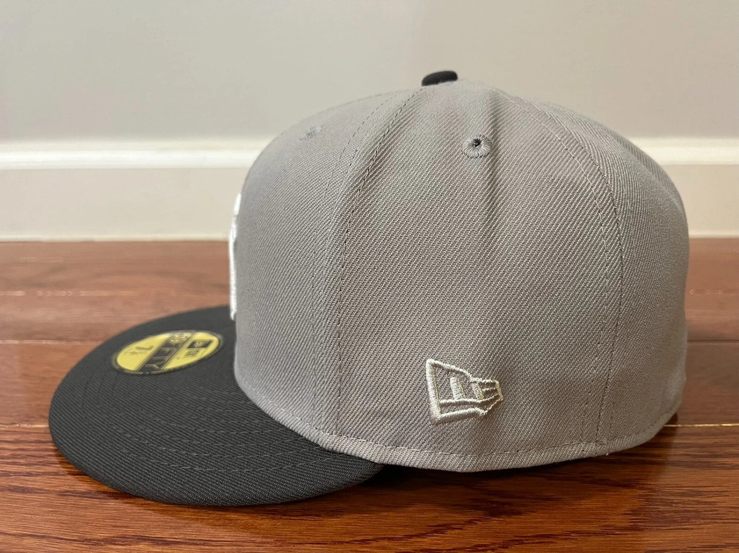 Grey Black New York NY Yankees Subway Series New Era Fitted Hat